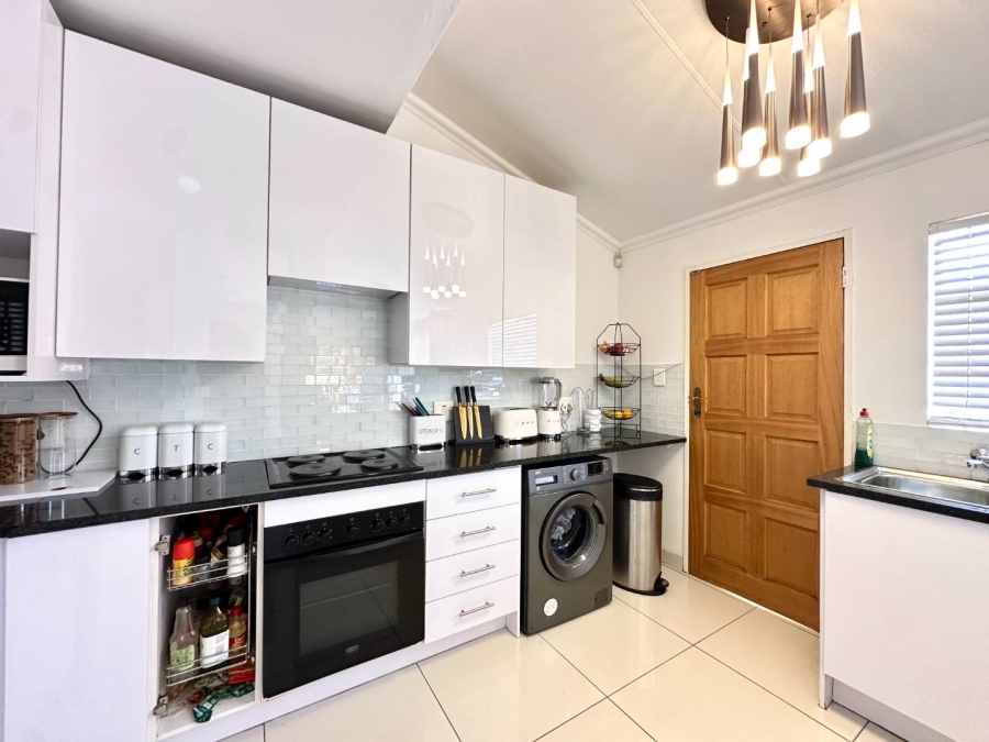 3 Bedroom Property for Sale in Equestria Gauteng