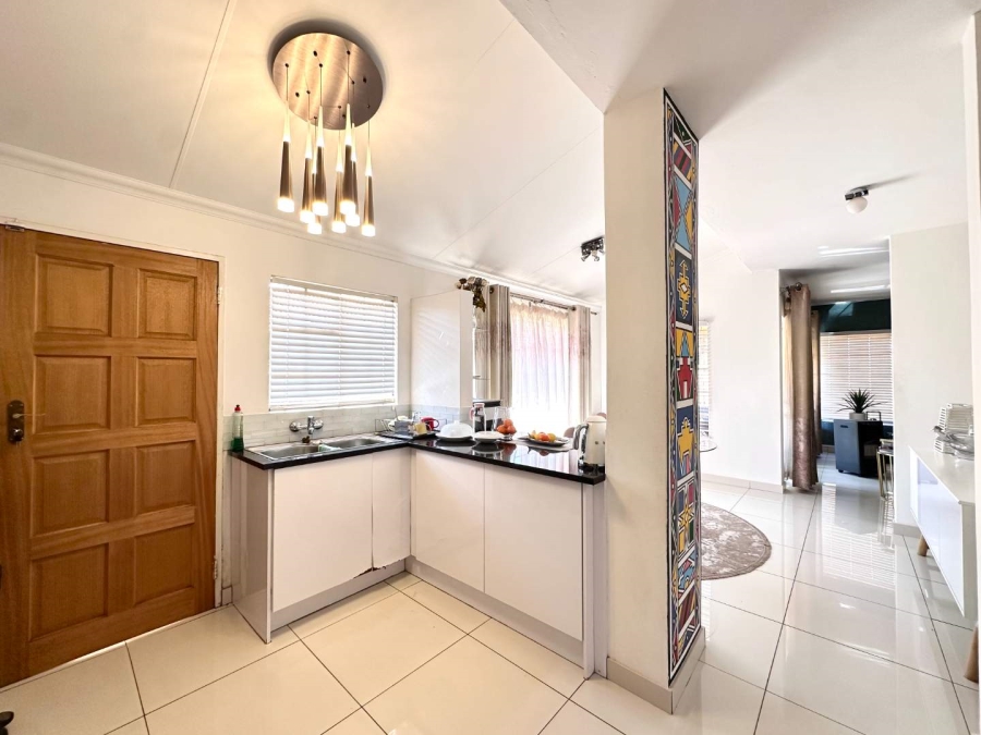 3 Bedroom Property for Sale in Equestria Gauteng