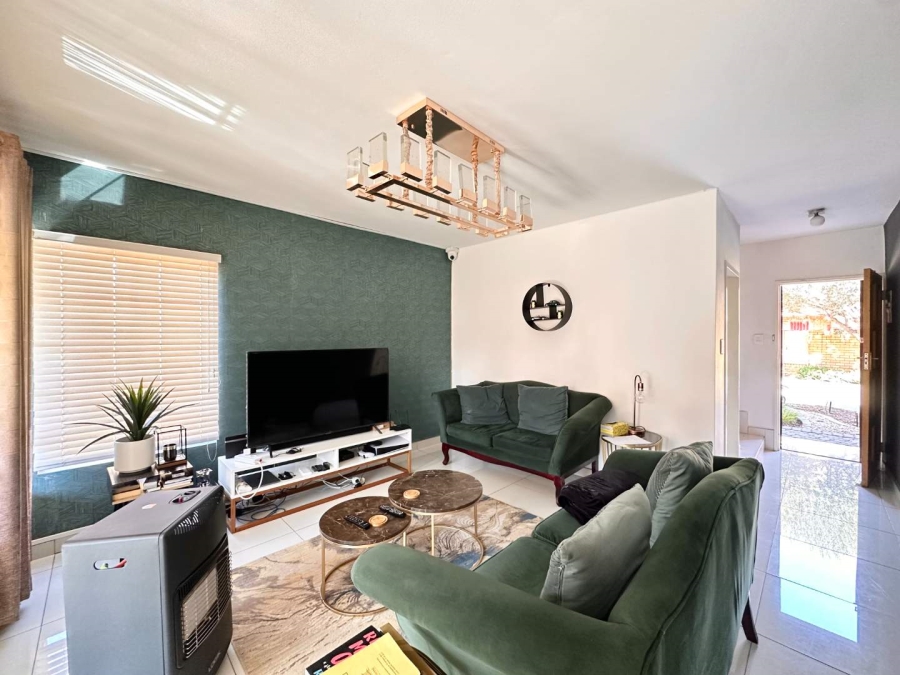 3 Bedroom Property for Sale in Equestria Gauteng