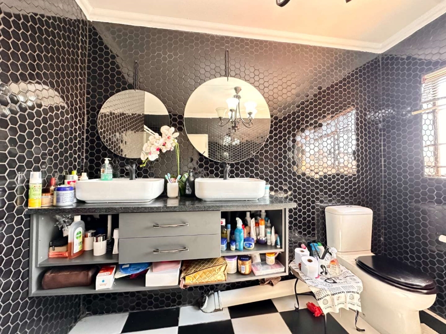 3 Bedroom Property for Sale in Equestria Gauteng