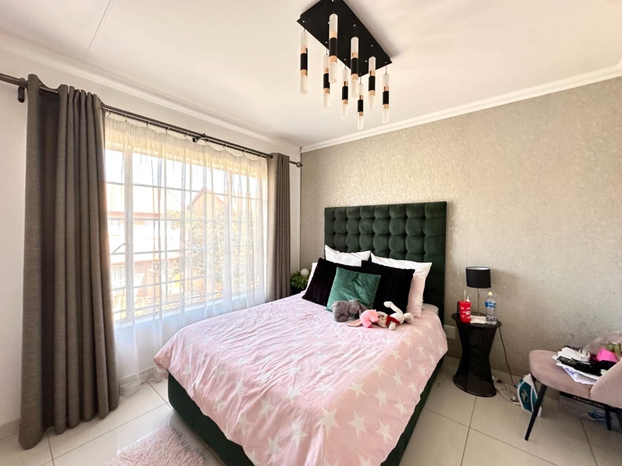3 Bedroom Property for Sale in Equestria Gauteng