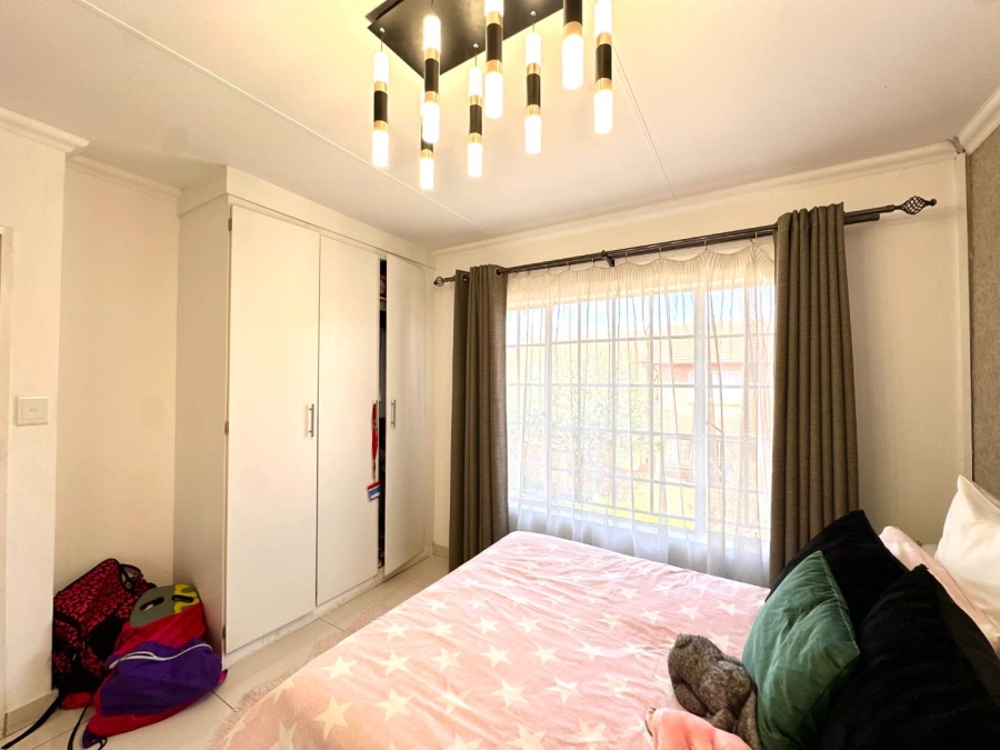 3 Bedroom Property for Sale in Equestria Gauteng