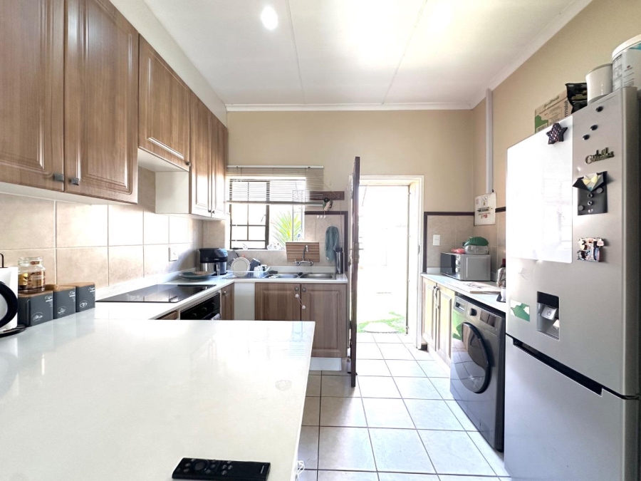 2 Bedroom Property for Sale in Mooikloof Ridge Gauteng