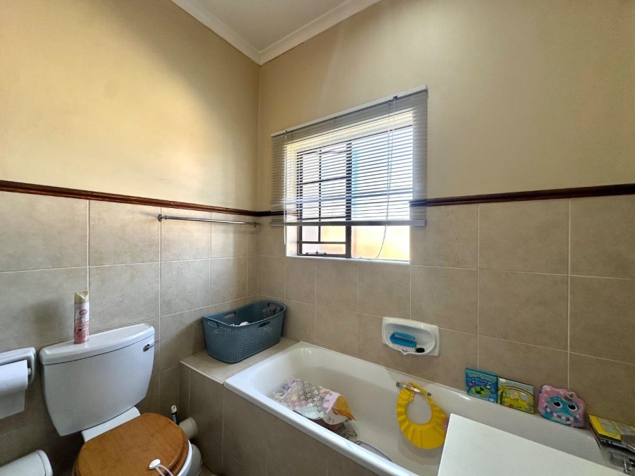 2 Bedroom Property for Sale in Mooikloof Ridge Gauteng