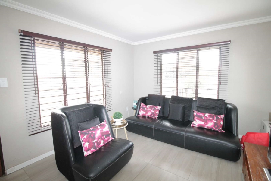 To Let 4 Bedroom Property for Rent in Cosmo City Gauteng