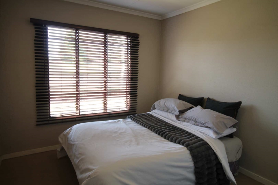 To Let 4 Bedroom Property for Rent in Cosmo City Gauteng