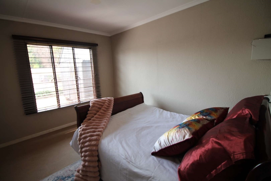 To Let 4 Bedroom Property for Rent in Cosmo City Gauteng