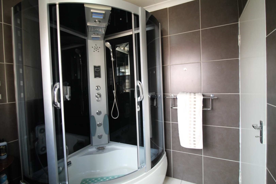 To Let 4 Bedroom Property for Rent in Cosmo City Gauteng