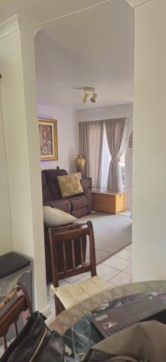 2 Bedroom Property for Sale in Faerie Glen Gauteng