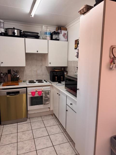 2 Bedroom Property for Sale in Faerie Glen Gauteng