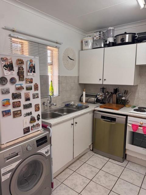 2 Bedroom Property for Sale in Faerie Glen Gauteng
