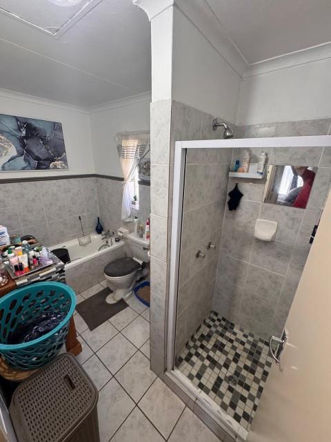 2 Bedroom Property for Sale in Faerie Glen Gauteng