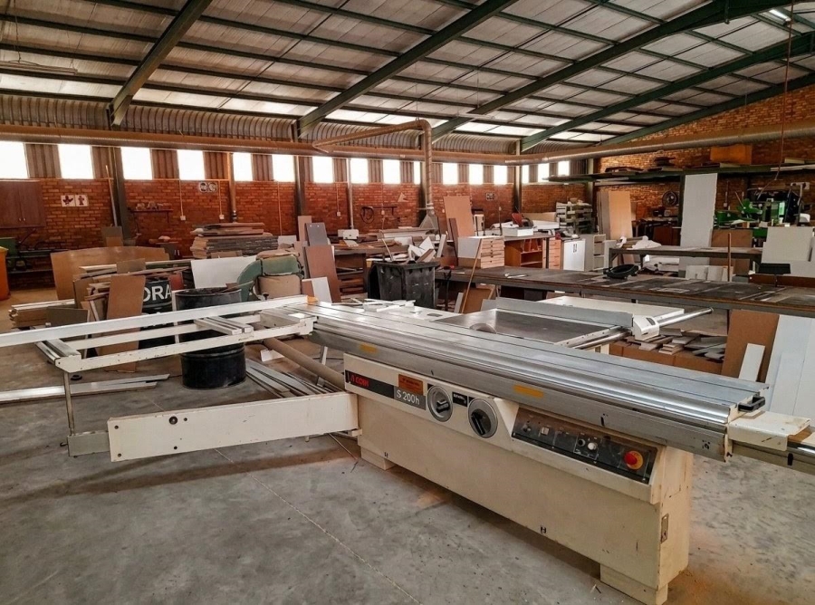 Commercial Property for Sale in Zandfontein AH Gauteng