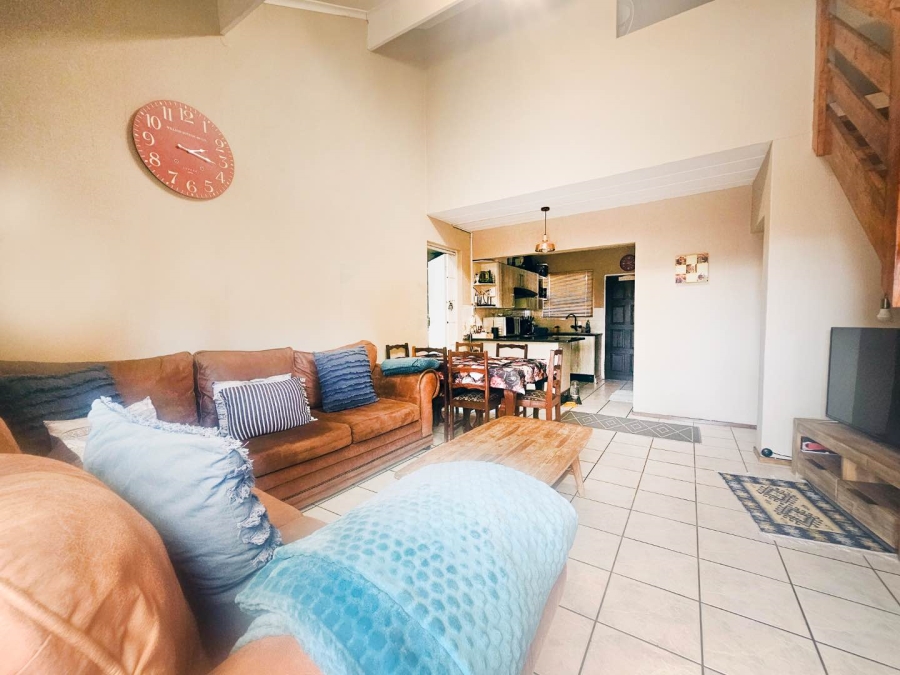 3 Bedroom Property for Sale in Honeydew Ridge Gauteng