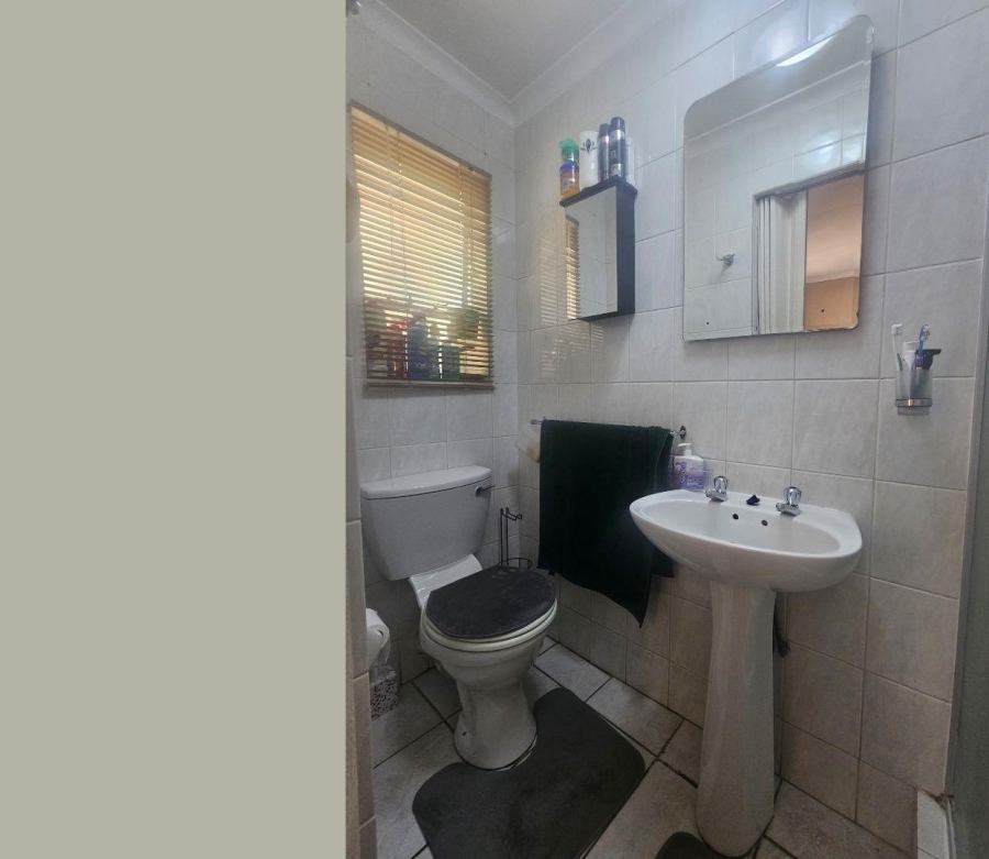 3 Bedroom Property for Sale in Honeydew Ridge Gauteng