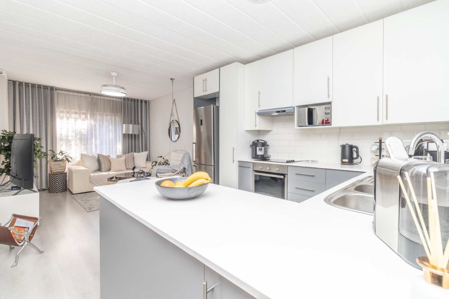1 Bedroom Property for Sale in Paulshof Gauteng