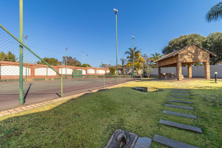 1 Bedroom Property for Sale in Paulshof Gauteng