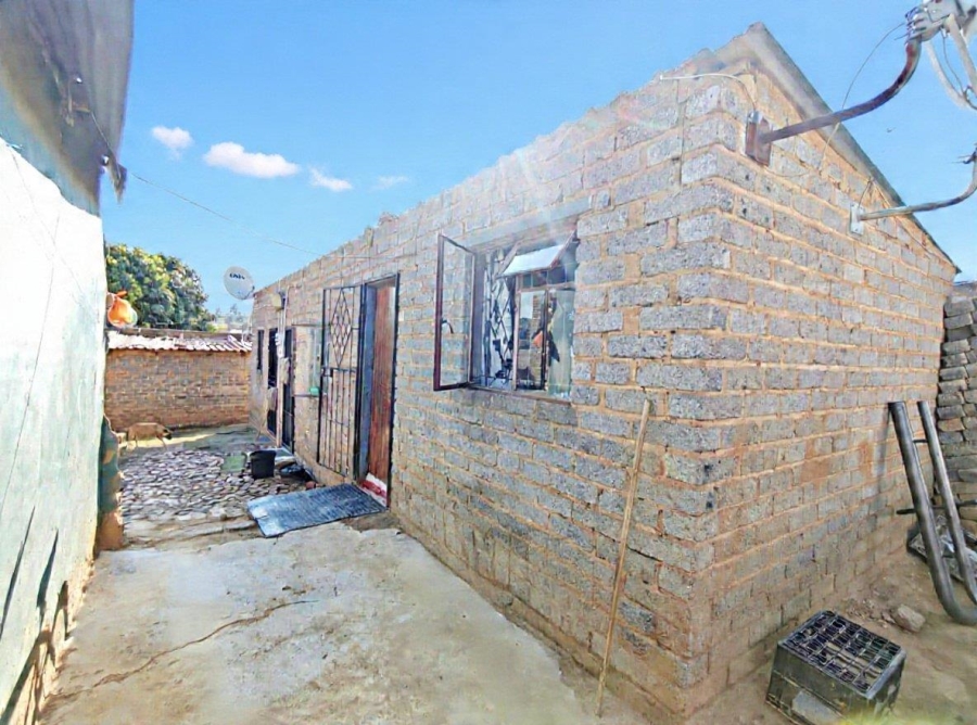 8 Bedroom Property for Sale in Cosmo City Gauteng