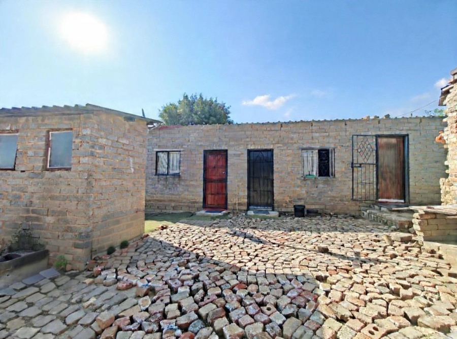 8 Bedroom Property for Sale in Cosmo City Gauteng