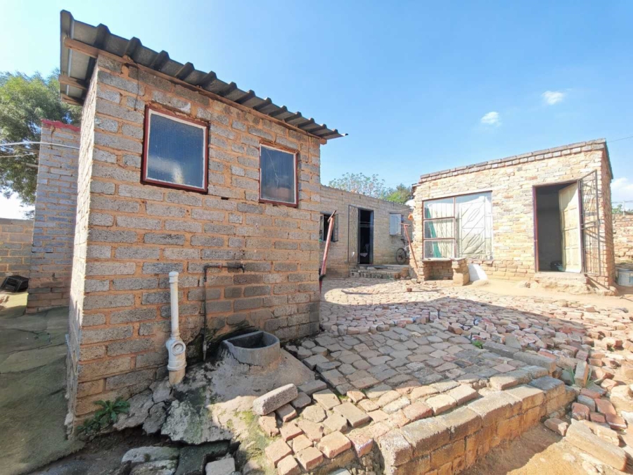 8 Bedroom Property for Sale in Cosmo City Gauteng