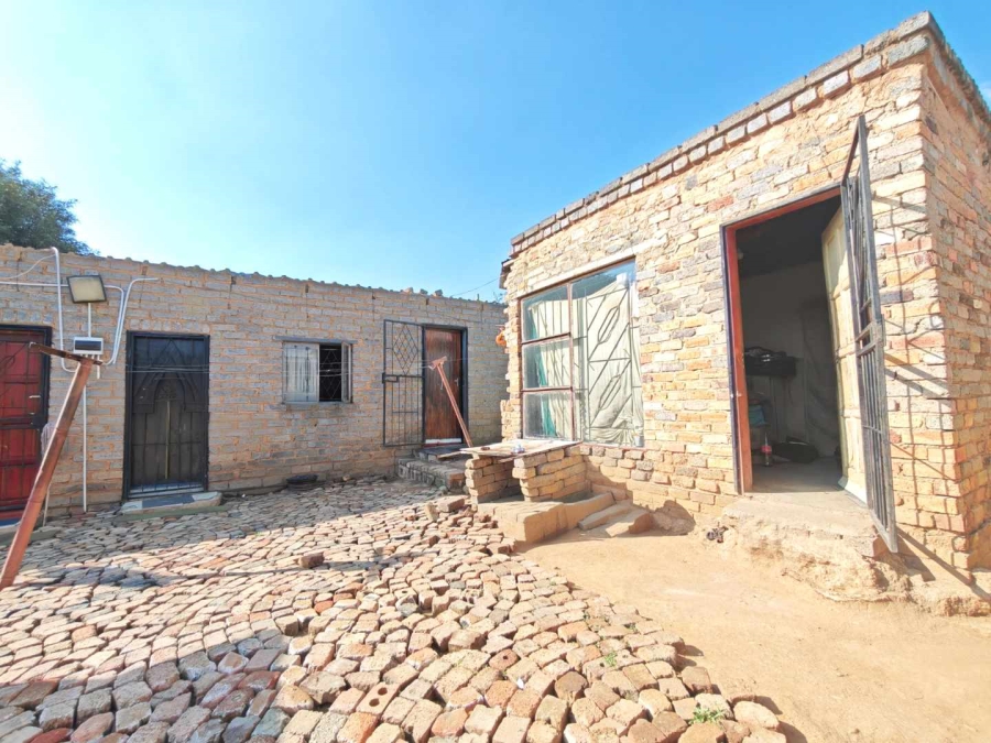 8 Bedroom Property for Sale in Cosmo City Gauteng