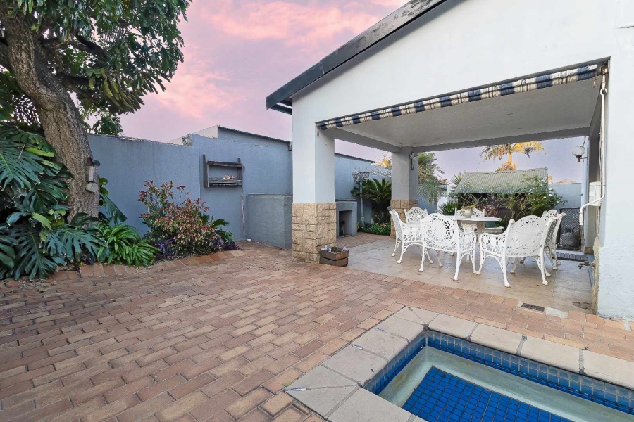 3 Bedroom Property for Sale in Weltevreden Park Gauteng
