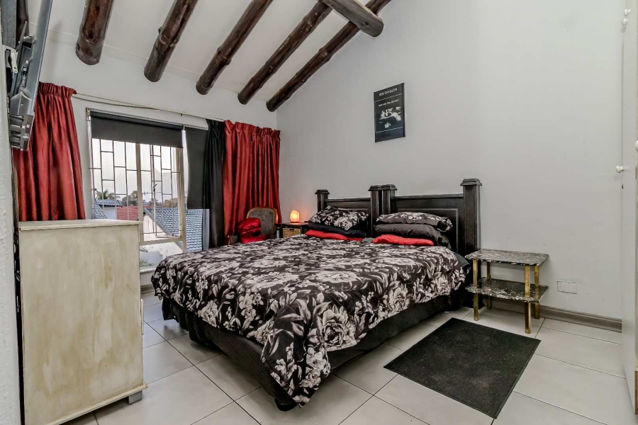 3 Bedroom Property for Sale in Weltevreden Park Gauteng