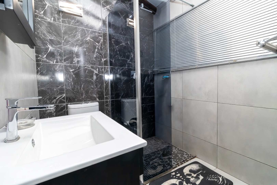 3 Bedroom Property for Sale in Weltevreden Park Gauteng