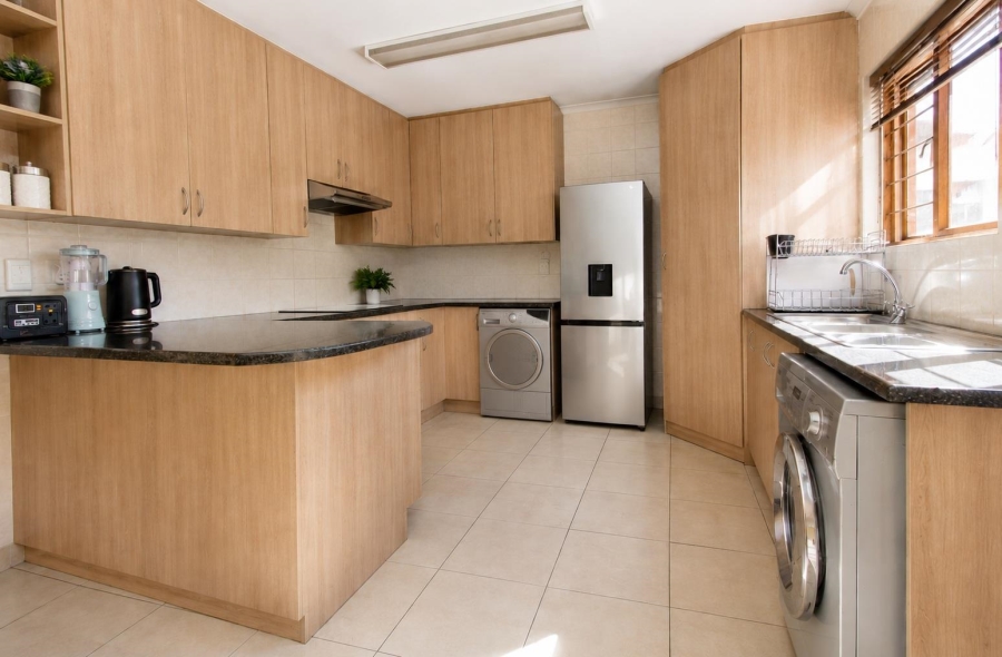 3 Bedroom Property for Sale in Radiokop Gauteng