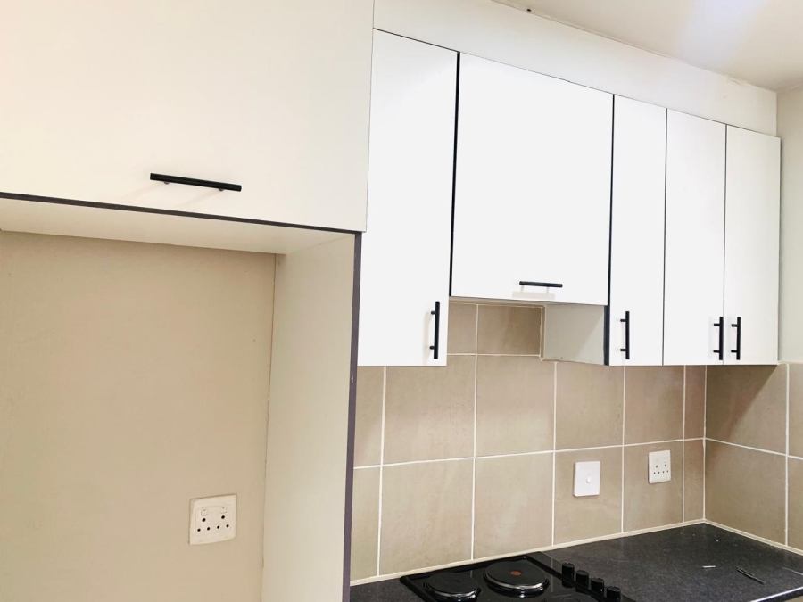 2 Bedroom Property for Sale in Pretoria North Gauteng