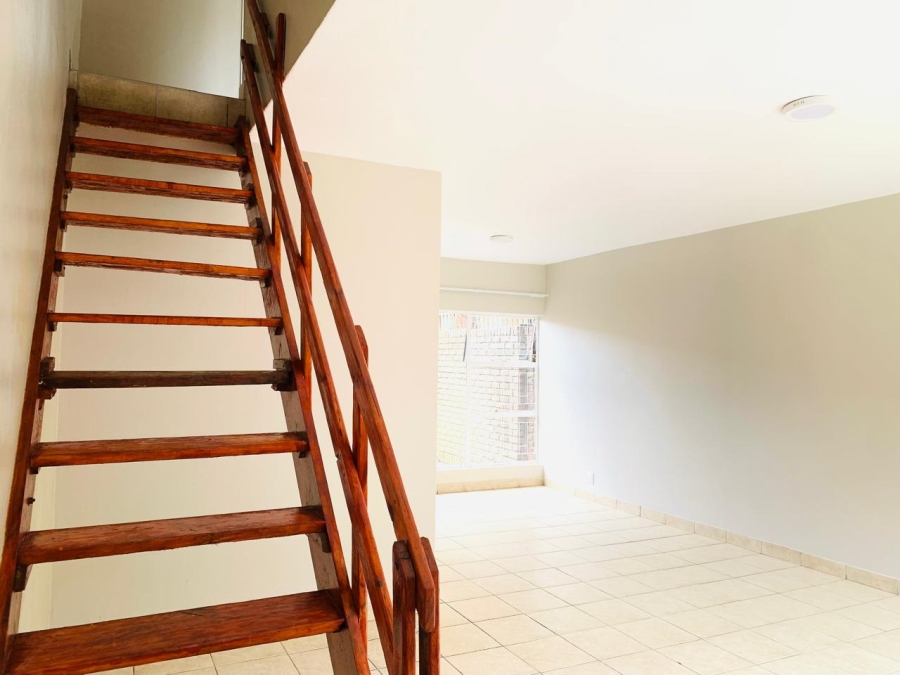 2 Bedroom Property for Sale in Pretoria North Gauteng