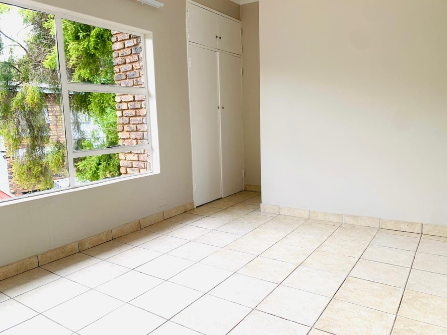 2 Bedroom Property for Sale in Pretoria North Gauteng