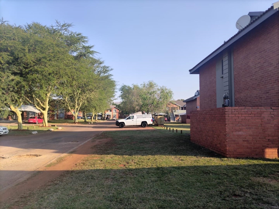 2 Bedroom Property for Sale in Theresa Park Gauteng