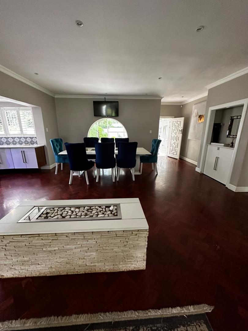 To Let 3 Bedroom Property for Rent in Greenside Gauteng