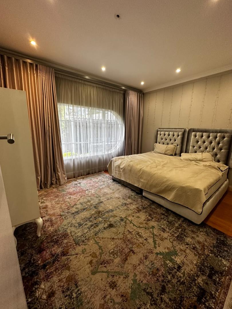 To Let 3 Bedroom Property for Rent in Greenside Gauteng