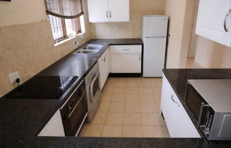 2 Bedroom Property for Sale in Noordwyk Gauteng