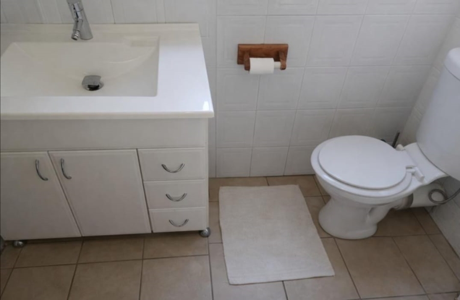 2 Bedroom Property for Sale in Noordwyk Gauteng