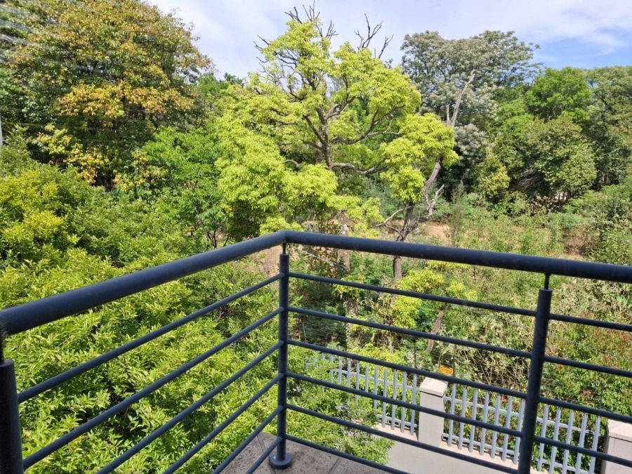 To Let 2 Bedroom Property for Rent in Melrose North Gauteng