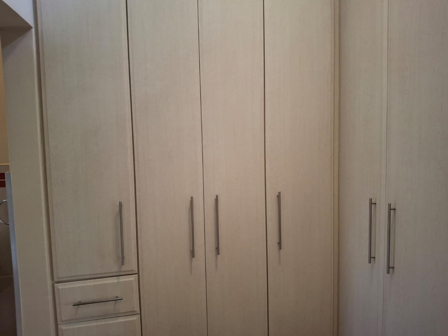To Let 2 Bedroom Property for Rent in Melrose North Gauteng