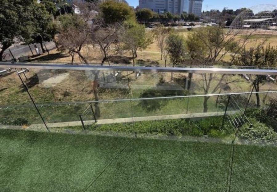 1 Bedroom Property for Sale in Sandown Gauteng