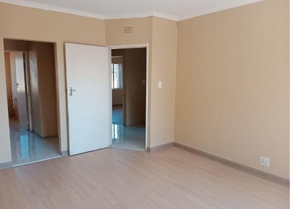 To Let 3 Bedroom Property for Rent in Corlett Gardens Gauteng