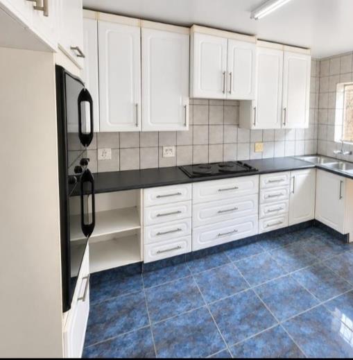 To Let 3 Bedroom Property for Rent in Corlett Gardens Gauteng