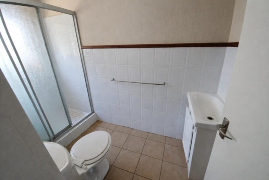 2 Bedroom Property for Sale in Sunninghill Gauteng