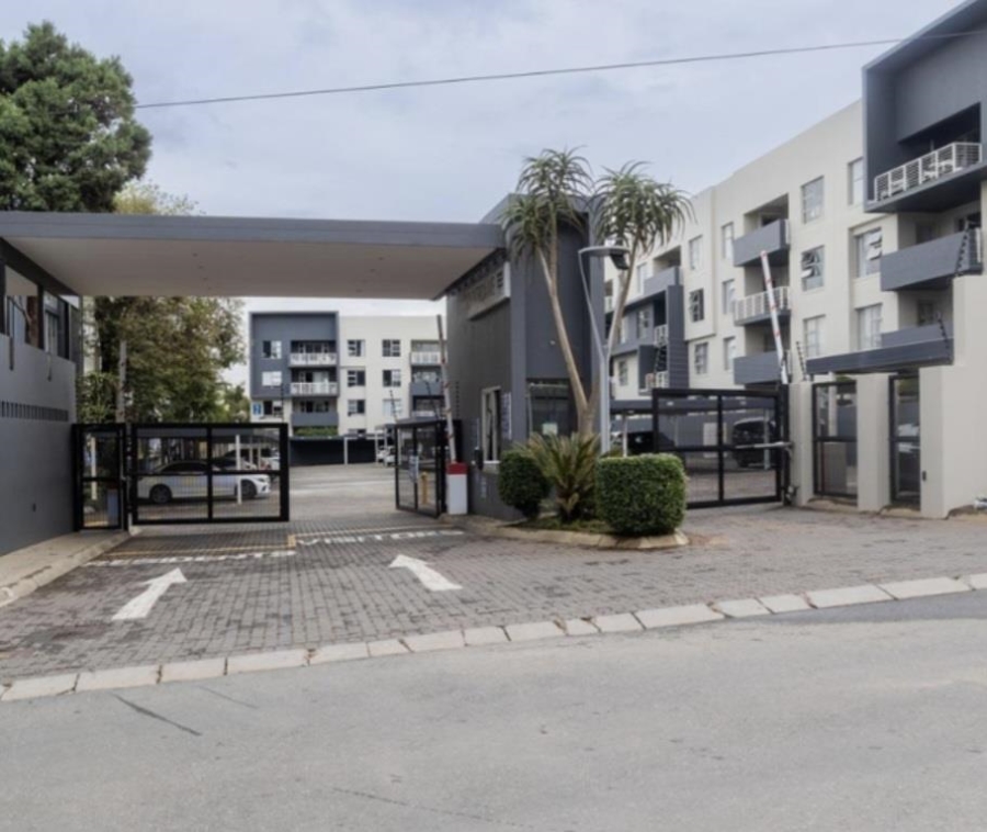 To Let 2 Bedroom Property for Rent in Atholl Gauteng