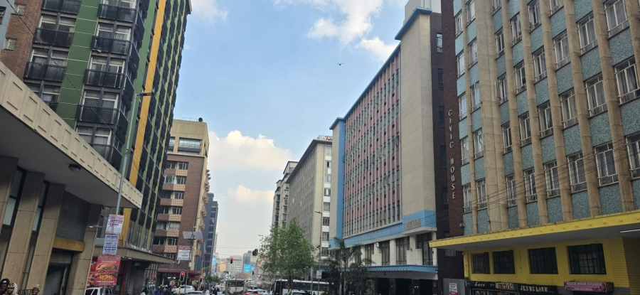 To Let 1 Bedroom Property for Rent in Braamfontein Gauteng