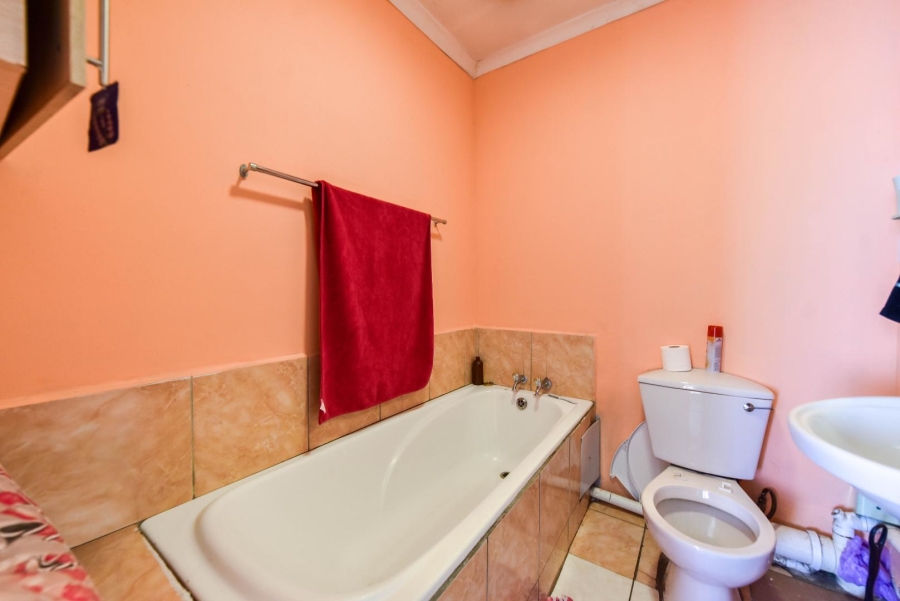 3 Bedroom Property for Sale in West Park Gauteng