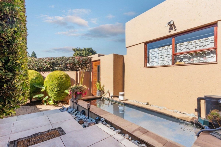 4 Bedroom Property for Sale in Weltevreden A H Gauteng