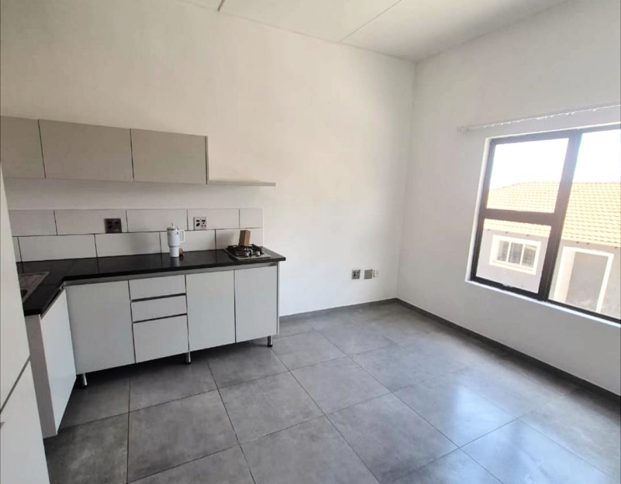 1 Bedroom Property for Sale in Ferndale Gauteng