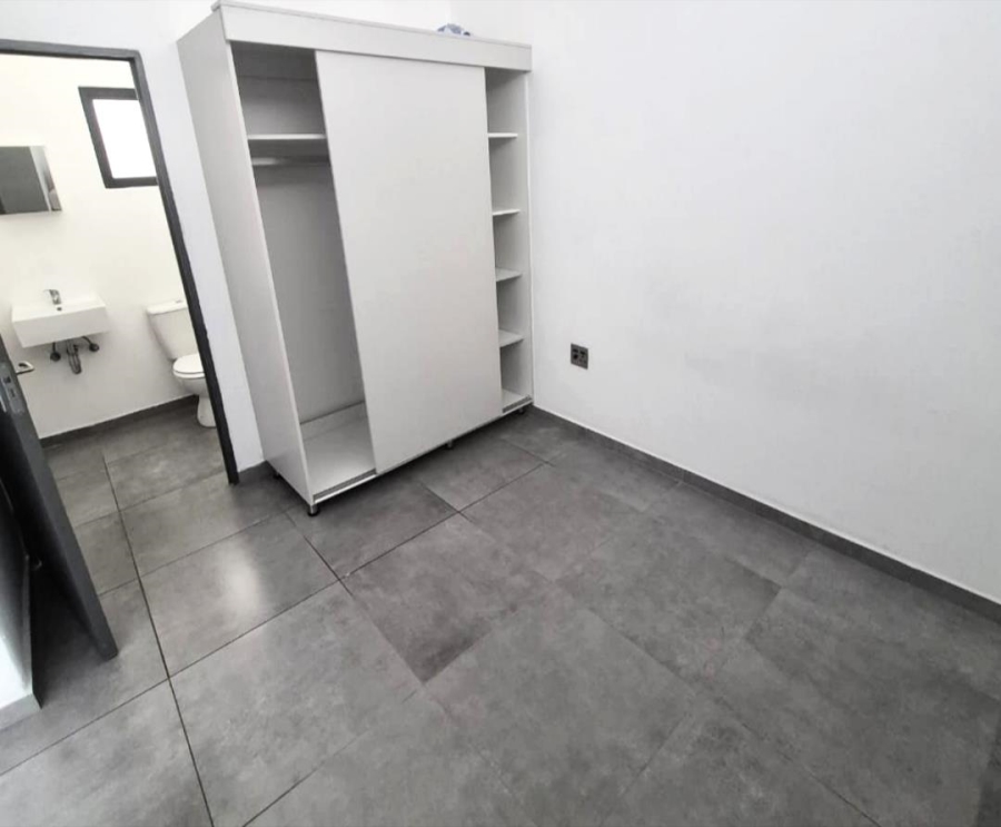 1 Bedroom Property for Sale in Ferndale Gauteng
