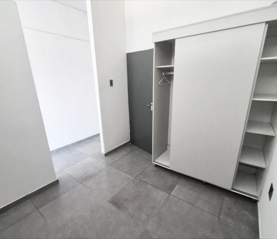 1 Bedroom Property for Sale in Ferndale Gauteng